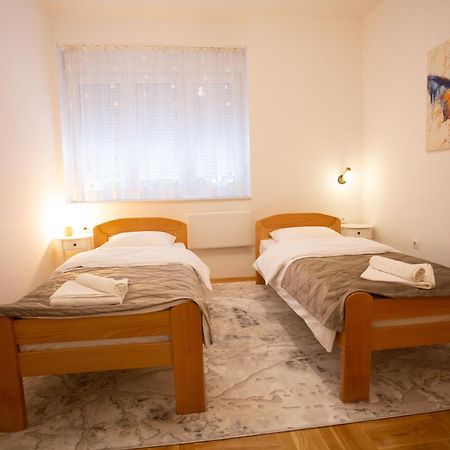 Apartment Salsa โมสตาร์ ภายนอก รูปภาพ